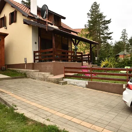 Vikendica Maksimovic - Tara - Primamo Vaucere