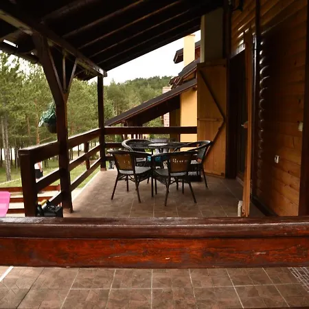 Vikendica Maksimovic - Tara - Primamo Vaucere