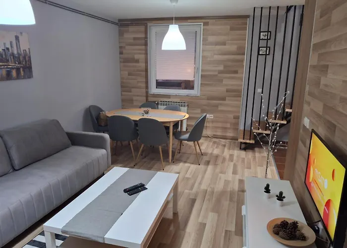 Vikendica Maksimovic - Tara - Primamo Vaucere